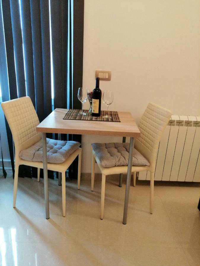Studio Apartman Irena 2 Bijela Εξωτερικό φωτογραφία