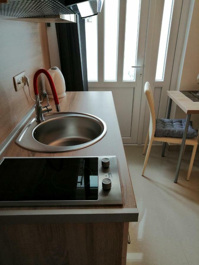 Studio Apartman Irena 2 Bijela Εξωτερικό φωτογραφία