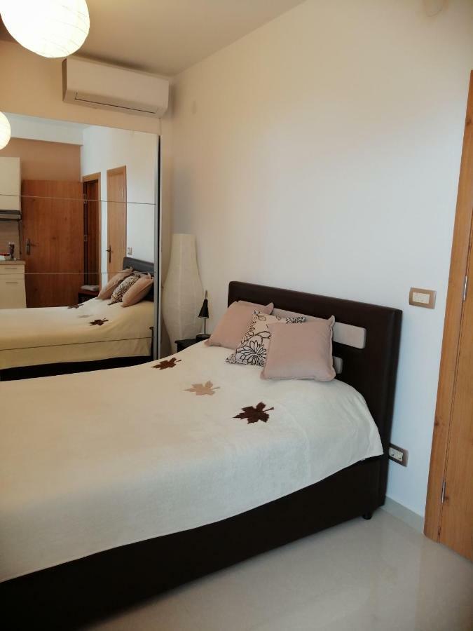 Studio Apartman Irena 2 Bijela Εξωτερικό φωτογραφία