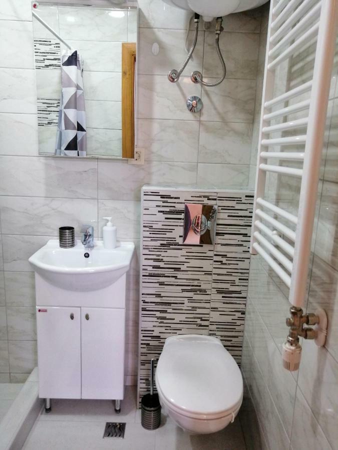 Studio Apartman Irena 2 Bijela Εξωτερικό φωτογραφία